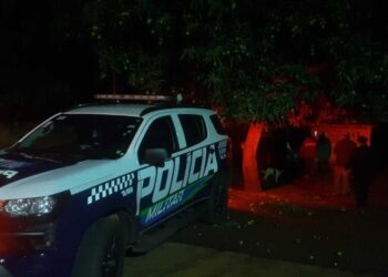 Ataque a tiros mata mulher e deixa homem ferido Ataque a tiros mata mulher e deixa homem ferido