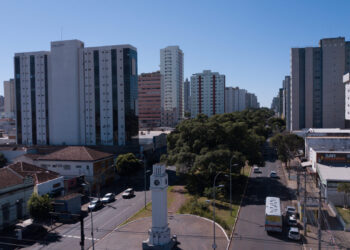 Capital planeja rotas para deslocamento seguro de pedestres Capital planeja rotas para deslocamento seguro de pedestres