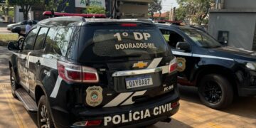 Suspeito de furtar escola é baleado após confronto com policiais