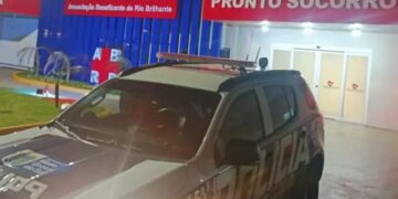 Família encontra jovem morto sob ponte após horas de buscas