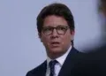 PF faz buscas contra Mário Frias em investigação sobre recursos destinados a filme de Bolsonaro PF faz buscas contra Mário Frias em investigação sobre recursos destinados a filme de Bolsonaro