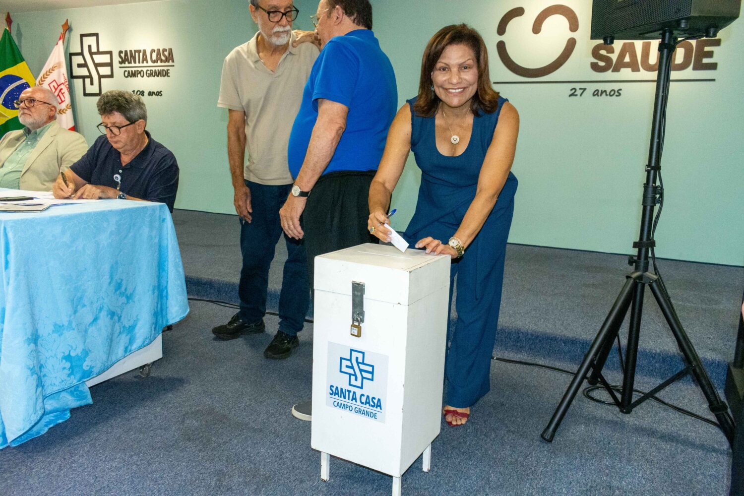 Chantagem? Enquanto pacientes esperavam por cirurgias, investigação aponta milhões em contratos suspeitos e dinheiro circulando entre dirigentes da Santa Casa