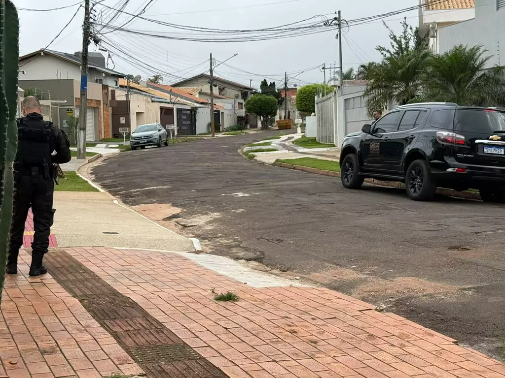 26 mandados de prisão: Gaeco prende 12 agentes de segurança em operação contra desvio de cocaína em MS