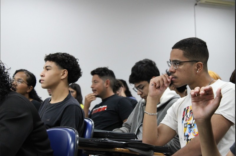 Curso gratuito de logística abre inscrições para aulas noturnas em Campo Grande