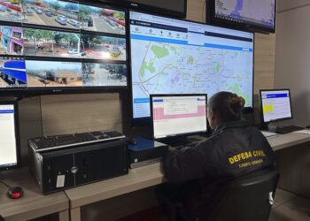 Alerta laranja indica risco de tempestade em Campo Grande