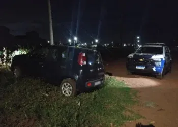 Motorista é preso após ser flagrado dirigindo em zigue-zague Motorista é preso após ser flagrado dirigindo em zigue-zague
