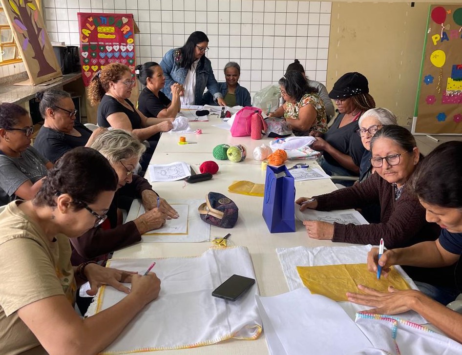 Bordado vira fonte de renda e oportunidades para mulheres