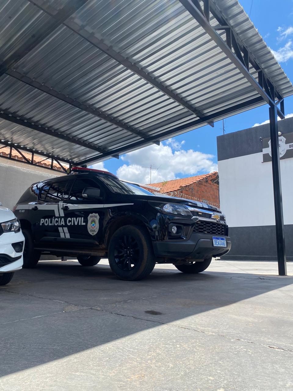 Homem é preso após agredir companheira e filha durante discussão