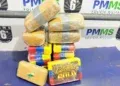 Mulher é presa com quase 15 kg de drogas em rodoviária Mulher é presa com quase 15 kg de drogas em rodoviária