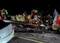 Acidente entre carro e caminhonete deixa uma pessoa morta e duas feridas na BR-158 Acidente entre carro e caminhonete deixa uma pessoa morta e duas feridas na BR-158