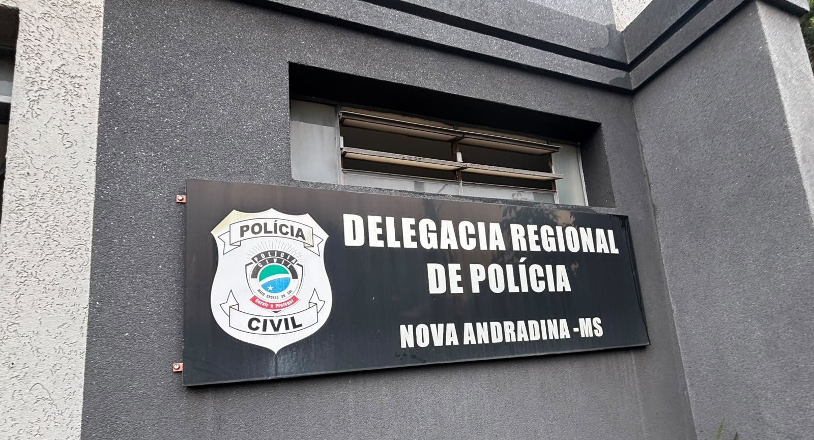 Golpista se passa por advogada e leva R$ 4 mil de vítima