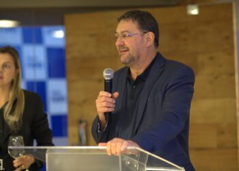Fiems reúne empresários de SC para discutir cidades