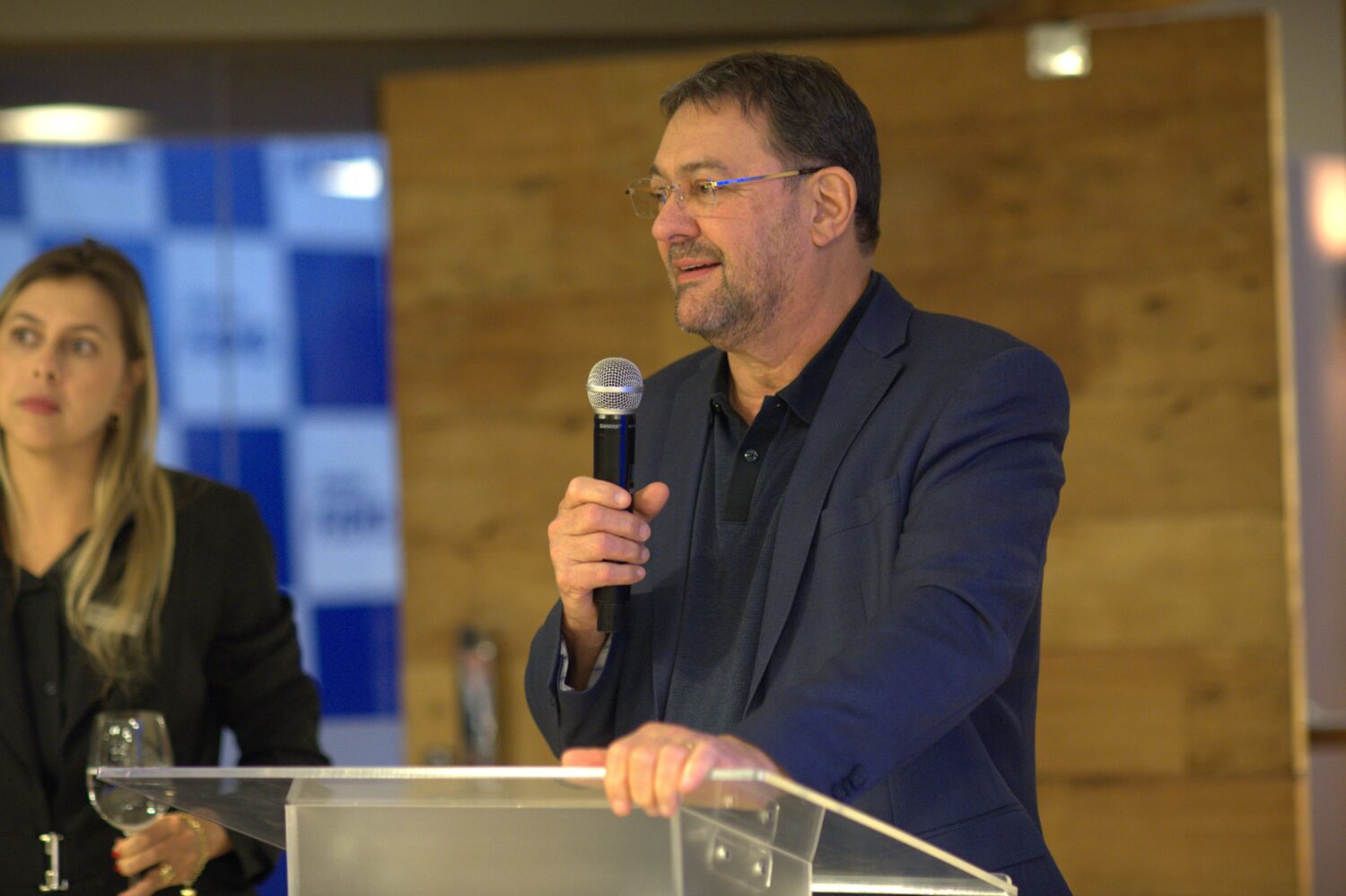 Fiems reúne empresários de SC para discutir cidades