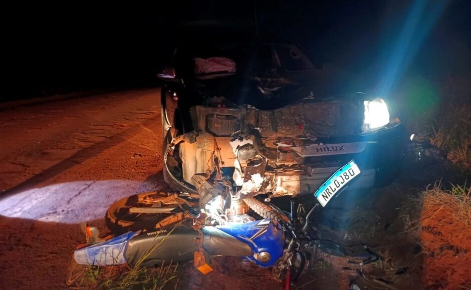 Motociclista morre após acidente com caminhonete na MS-141