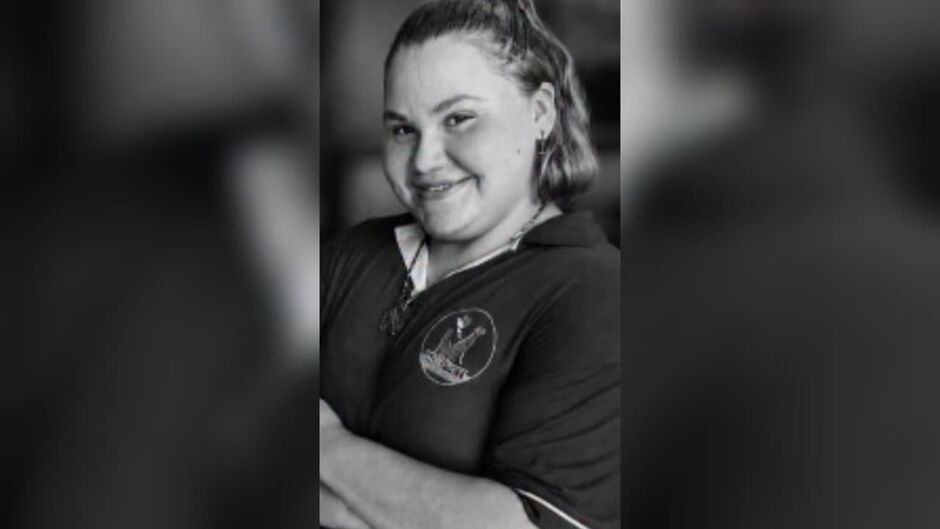 Jovem de 18 anos morre após ser atingida por carreta na MS-386