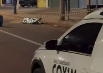 Após denunciar agressões, mulher mata marido com facada no peito Após denunciar agressões, mulher mata marido com facada no peito