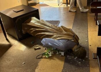 Imagem de São José é destruída dentro de igreja durante ato de vandalismo