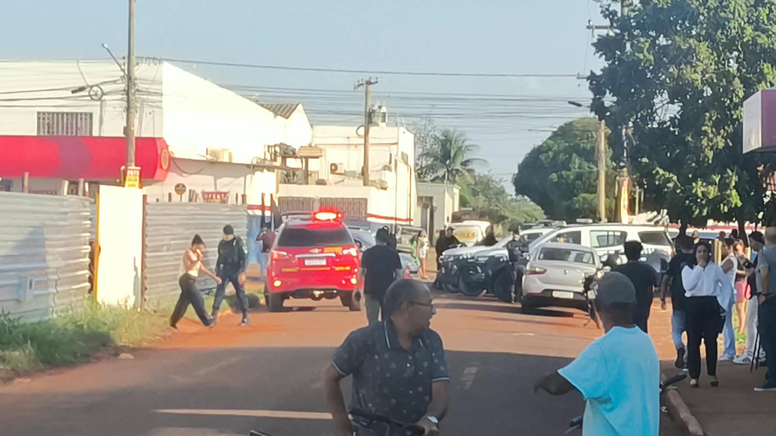 Estrutura de obra despenca e deixa dois mortos e quatro feridos em Campo Grande