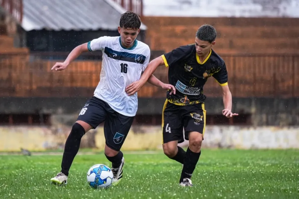 Pantanal vence Ubiratan novamente e avança à final do Estadual Sub-15