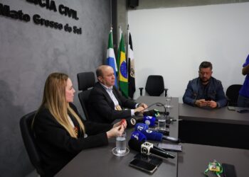 Por trás da tela, uma rede atraía, ameaçava e controlava adolescentes Por trás da tela, uma rede atraía, ameaçava e controlava adolescentes