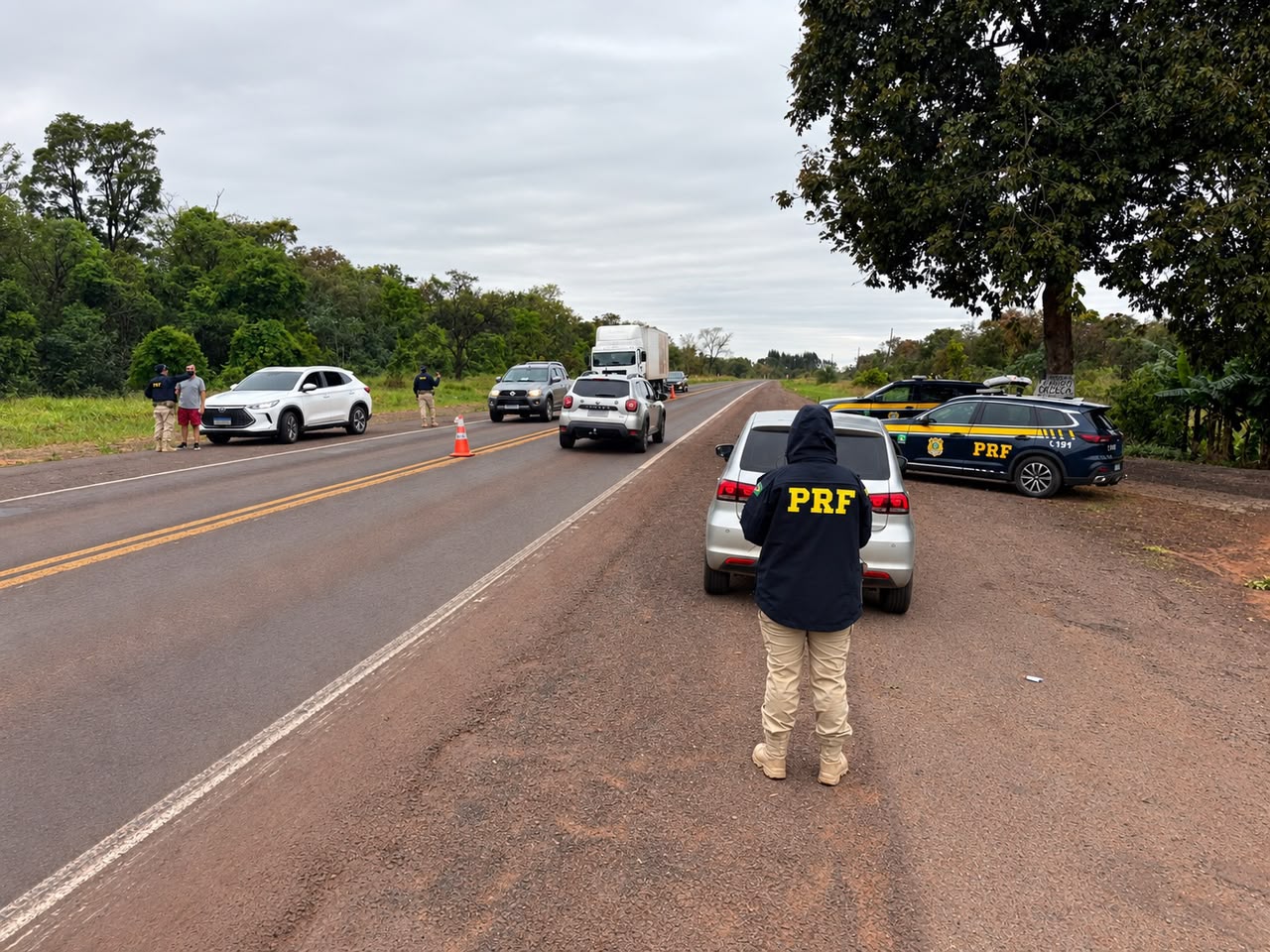 PRF registra 27 acidentes e três mortes durante operação no MS