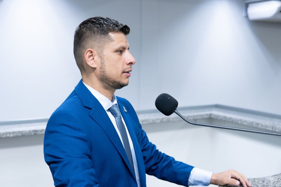 Justiça determina retorno de Tiago Vargas ao cargo de investigador