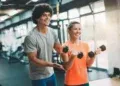 Treino da internet pode causar lesões; veja como se exercitar com segurança Treino da internet pode causar lesões; veja como se exercitar com segurança