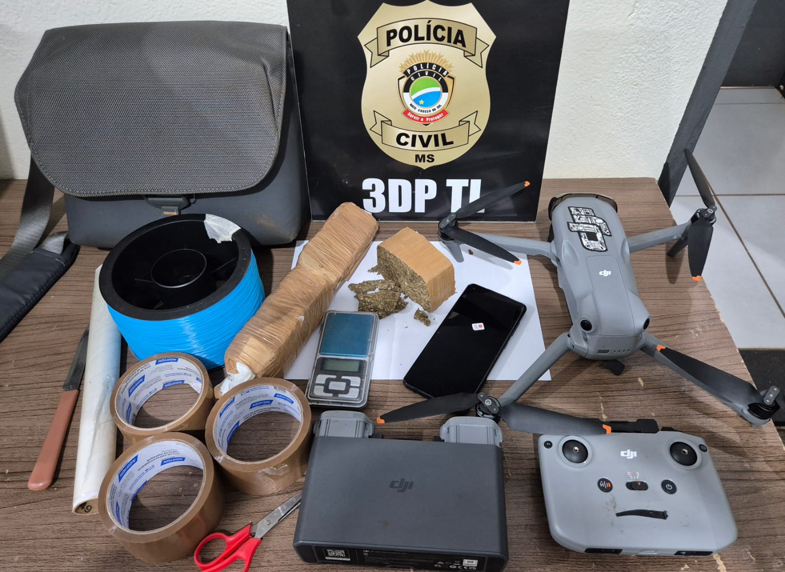 Foragido é preso com drogas e drone que seria usado em presídios