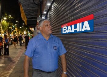 Acordo garante pagamento e indenização a mais de 4,4 mil demitidos das Casas Bahia Acordo garante pagamento e indenização a mais de 4,4 mil demitidos das Casas Bahia