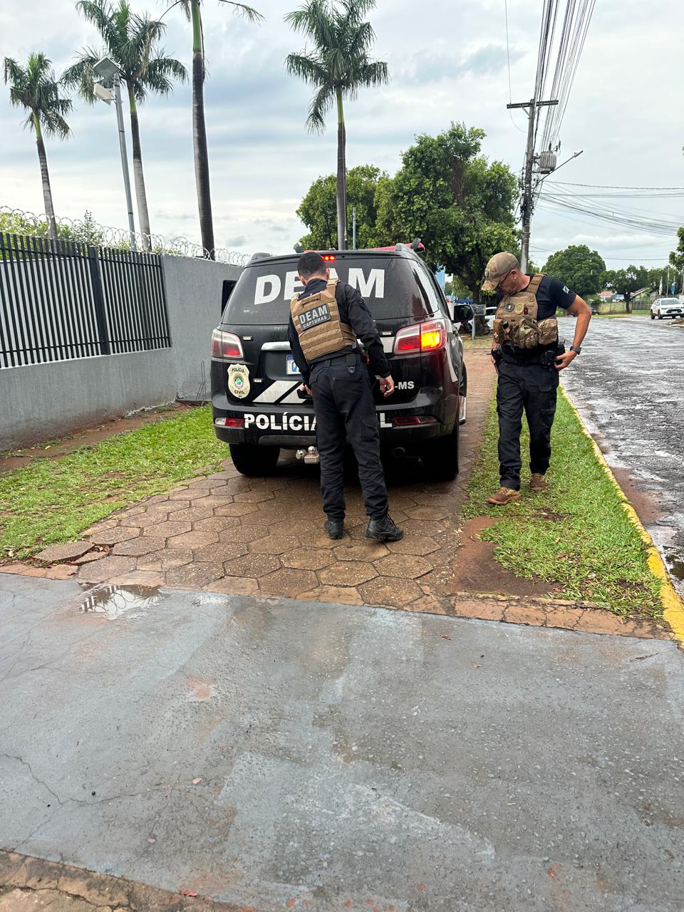 Foragidos por estupro são presos após anos e meses escondidos no interior de MS