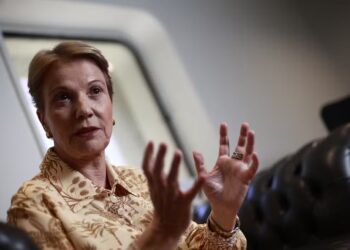 “Eleição acabou”: Tereza reconhece o resultado das urnas e defende “olhar para frente” “Eleição acabou”: Tereza reconhece o resultado das urnas e defende “olhar para frente”