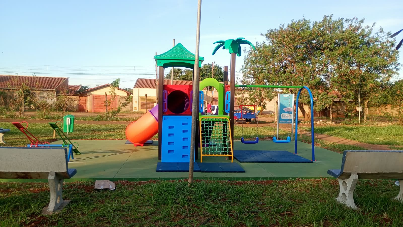 Bairros ganham novos playgrounds e ampliam opções de lazer infantil