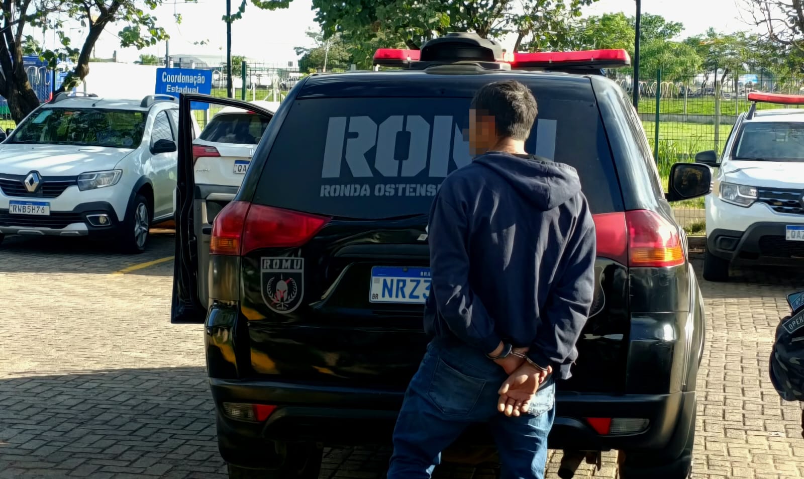 Após ameaças e rondar trabalho da ex, homem resiste à abordagem da GCM