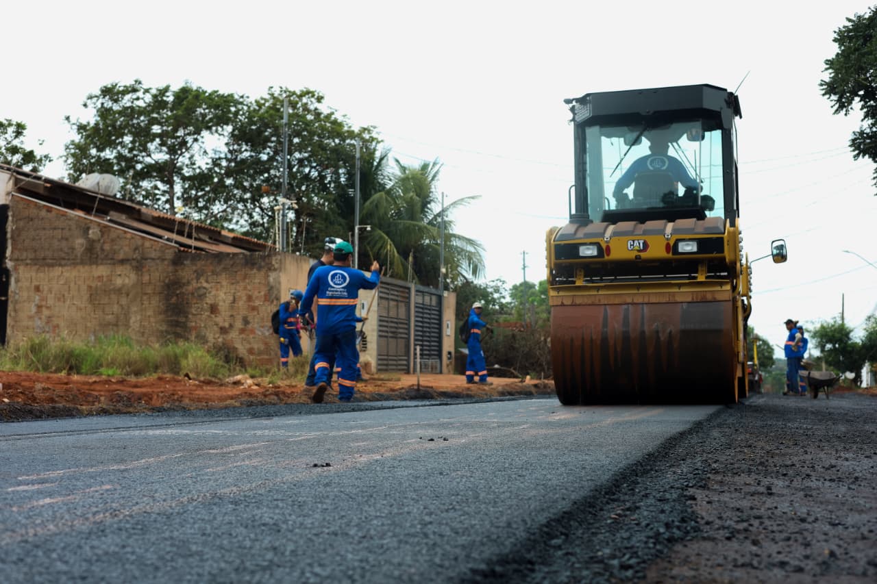 Jardim Itatiaia recebe nova etapa de asfalto e drenagem