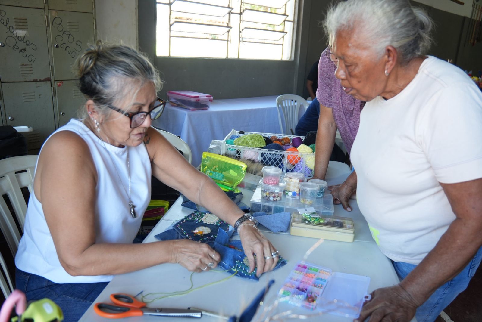 De hobby a fonte de renda: mãe atípica encontra no artesanato um caminho para empreender