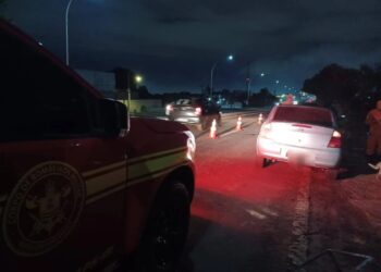 Pedestre morre atropelado ao tentar atravessar a BR-262 no Jardim Noroeste Pedestre morre atropelado ao tentar atravessar a BR-262 no Jardim Noroeste