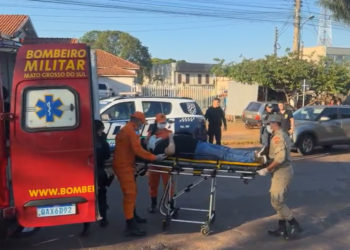 Professor é preso após atirar contra motorista que transportava carro apreendido Professor é preso após atirar contra motorista que transportava carro apreendido