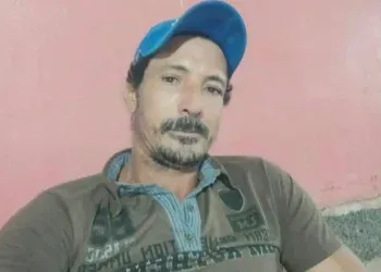 Homem de 43 anos morre após ser esfaqueado durante discussão Homem de 43 anos morre após ser esfaqueado durante discussão