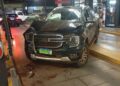 Caminhonete invade drive-thru após motorista perder controle na Avenida Mato Grosso Caminhonete invade drive-thru após motorista perder controle na Avenida Mato Grosso