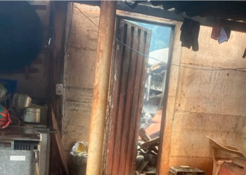 Incêndio destrói casa e bar e família com três crianças precisa de ajuda Incêndio destrói casa e bar e família com três crianças precisa de ajuda
