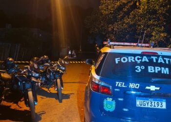 Suspeitos de execução morrem em confronto com a PM durante investigação de homicídio Suspeitos de execução morrem em confronto com a PM durante investigação de homicídio