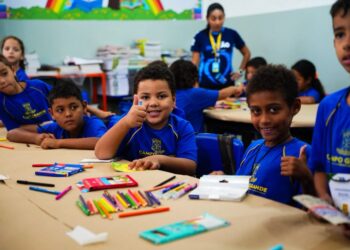 Escola Isauro Bento integra arte, leitura e cultivo de horta em projeto educativo Escola Isauro Bento integra arte, leitura e cultivo de horta em projeto educativo