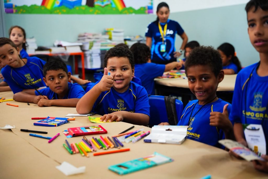Escola Isauro Bento integra arte, leitura e cultivo de horta em projeto educativo