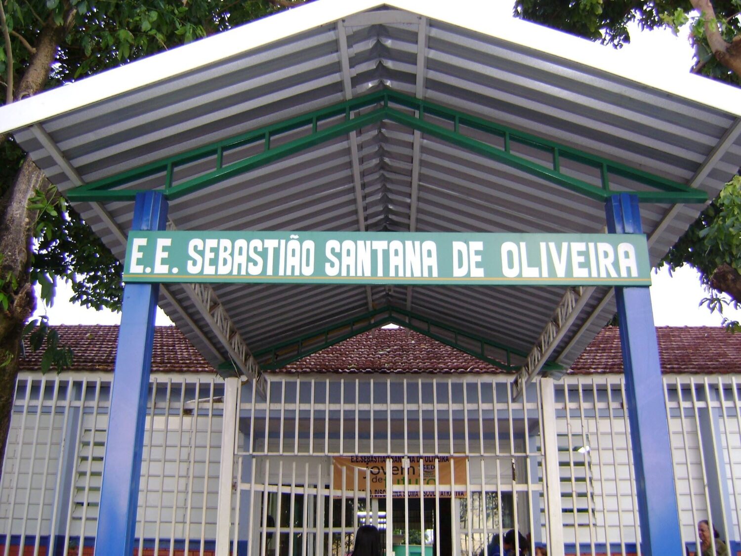 Eleitora morre após passar mal em fila de votação em Campo Grande