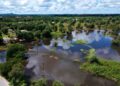 Rio Miranda se aproxima da cota de emergência e preocupa moradores Rio Miranda se aproxima da cota de emergência e preocupa moradores