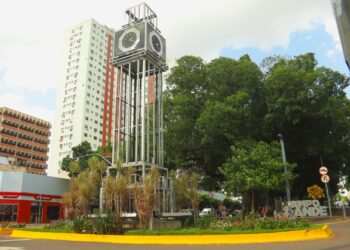 Jardins da 14 de Julho são alvo de vandalismo e aparecem destruídos