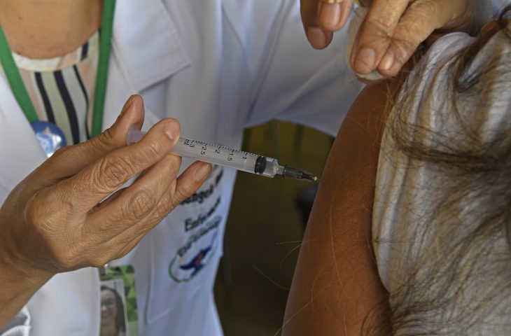 MS amplia vacinação contra meningite e pode incluir adolescentes de até 17 anos