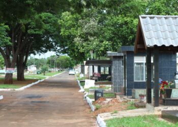 Cemitérios municipais se preparam para receber visitantes no Dia de Finados