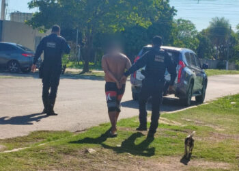 Mulher é agredida e ameaçada de morte pelo marido após negar dinheiro para bebida Mulher é agredida e ameaçada de morte pelo marido após negar dinheiro para bebida