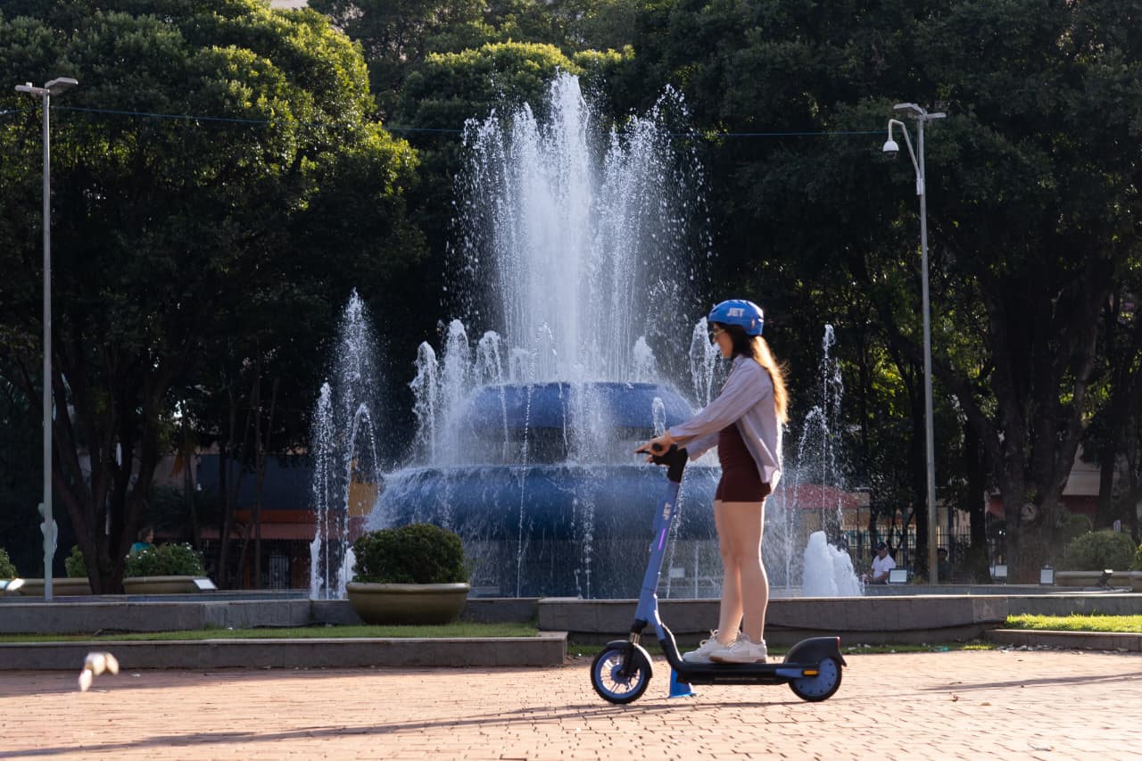 Prefeitura estende período de testes dos patinetes elétricos por mais 90 dias em Campo Grande